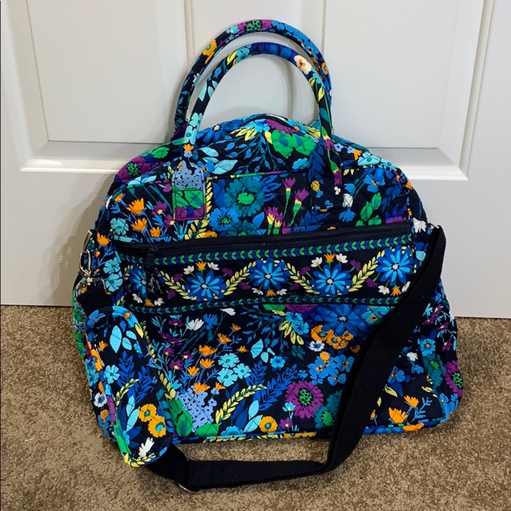 Large Vera Bradley tote bag/duffel